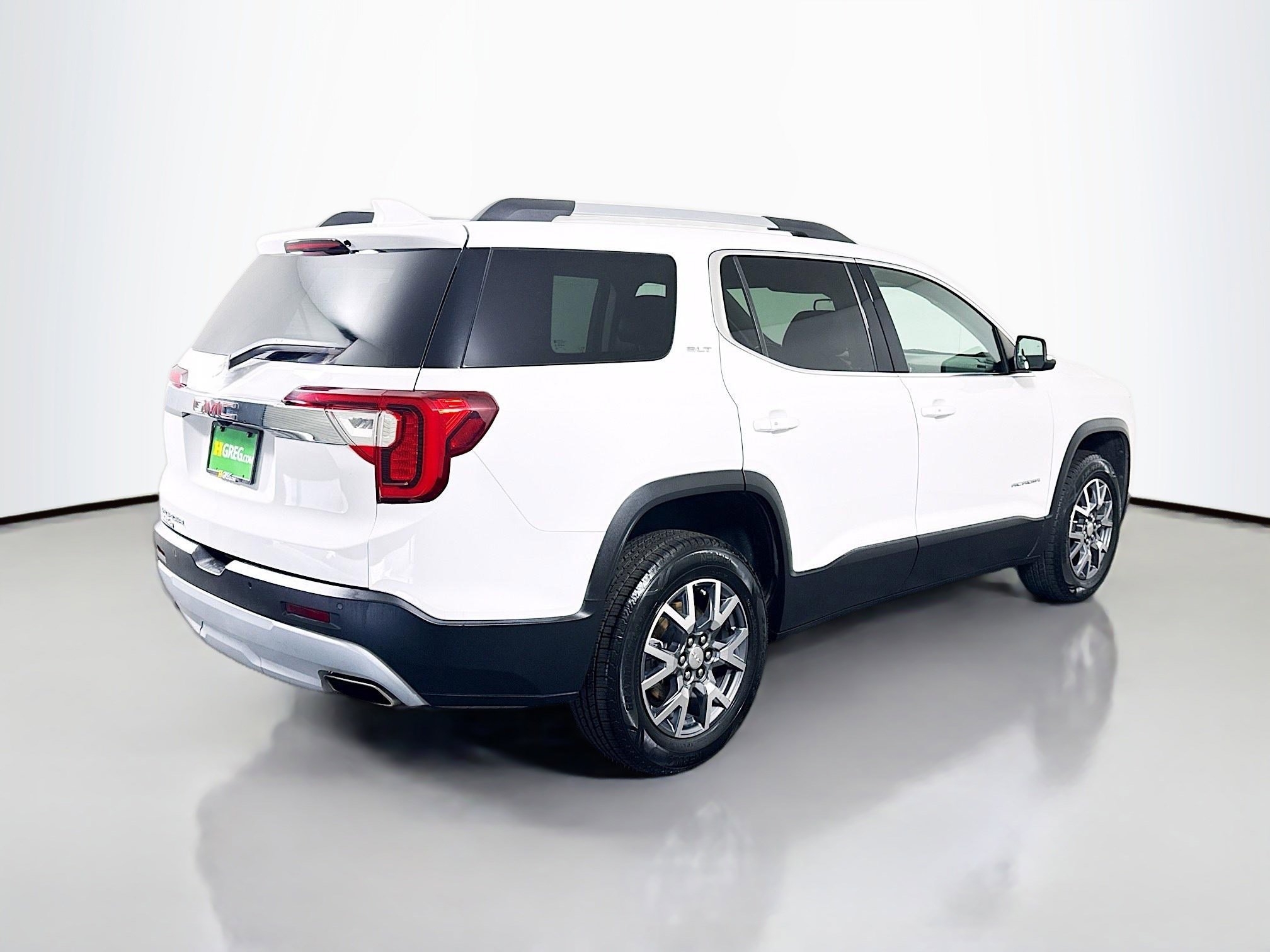 Used 2023 GMC Acadia SLT image 10