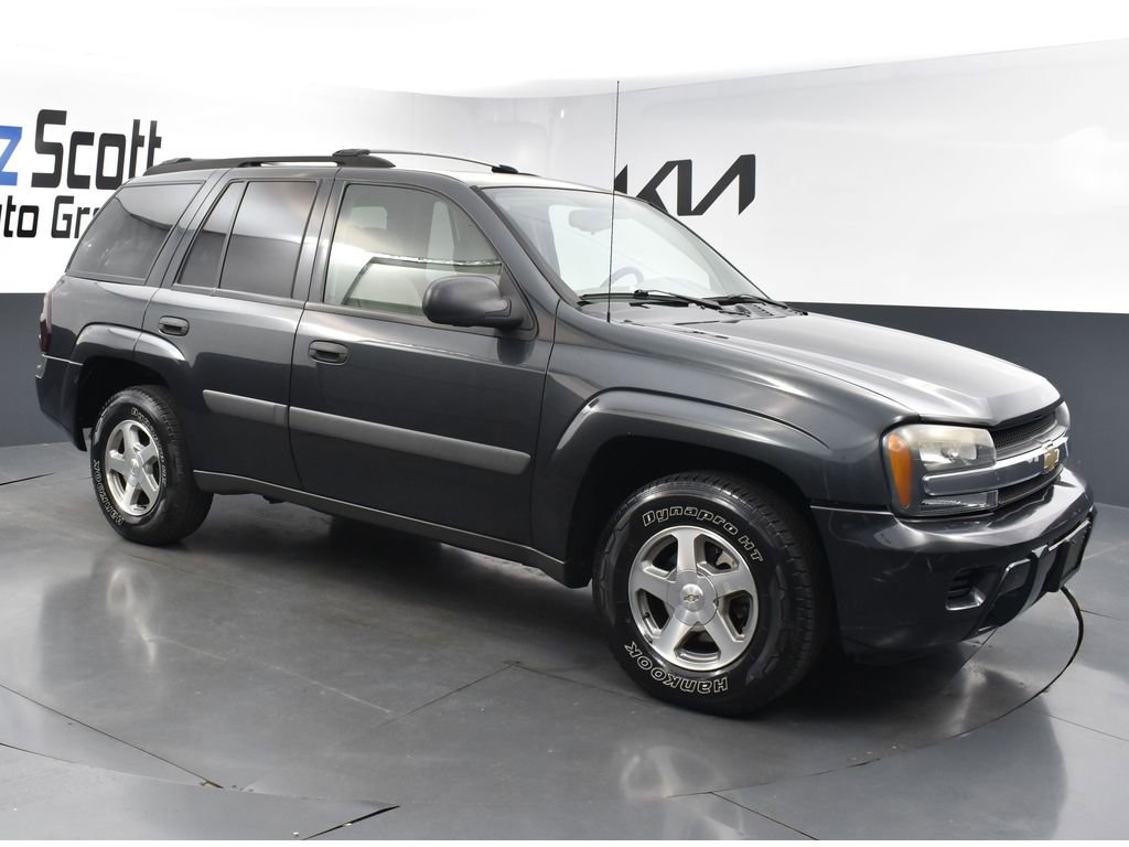 Used 2005 Chevrolet TrailBlazer LS w/ LS Preferred Equipment Group AWD/4WD image 7