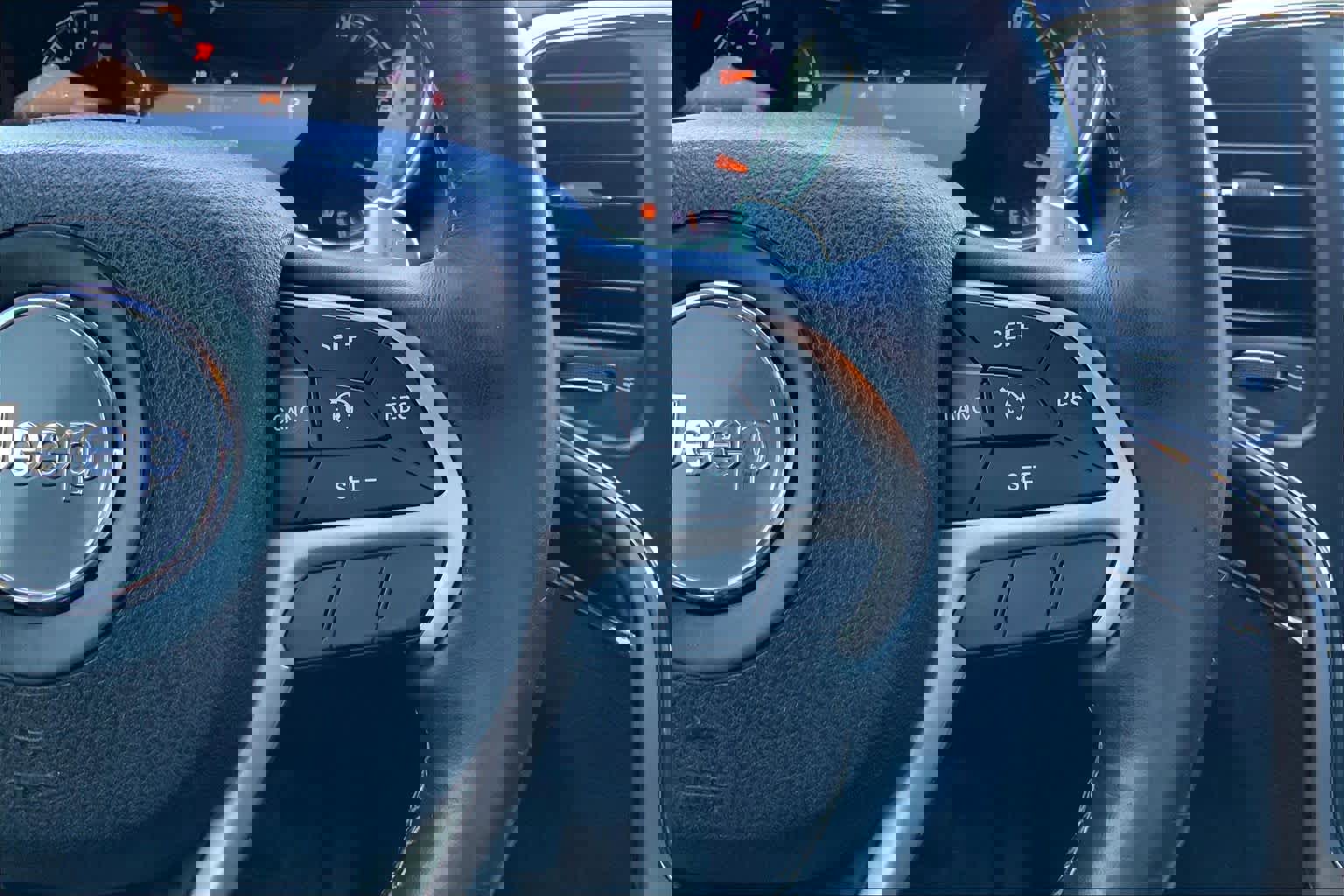 Used 2016 Jeep Grand Cherokee Limited w/ Trailer Tow Group IV image 25