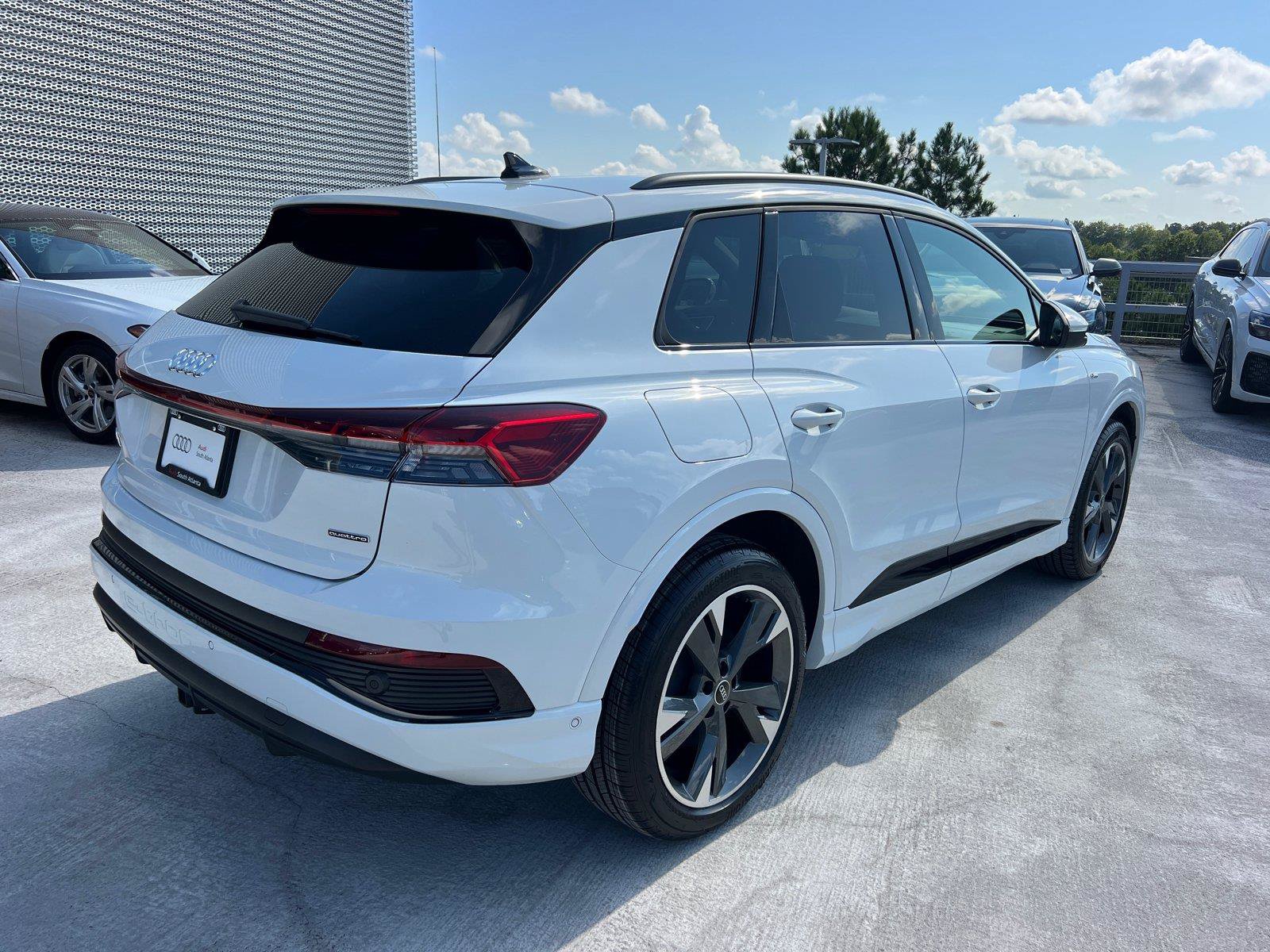 Used 2023 Audi Q4 e-tron Prestige w/ Black Optic Package AWD/4WD image 5