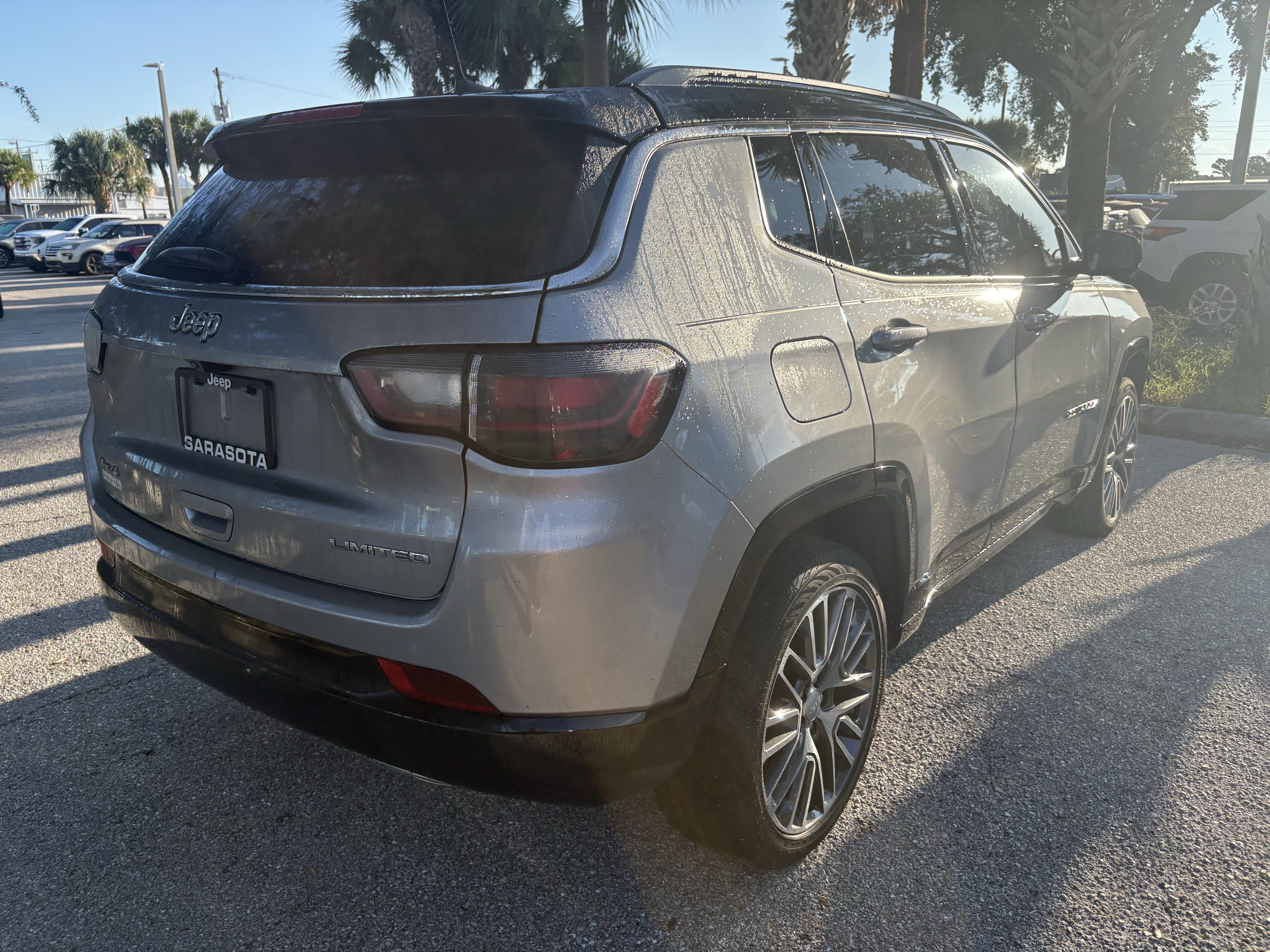 Used 2023 Jeep Compass Limited w/ Elite Group AWD/4WD image 7
