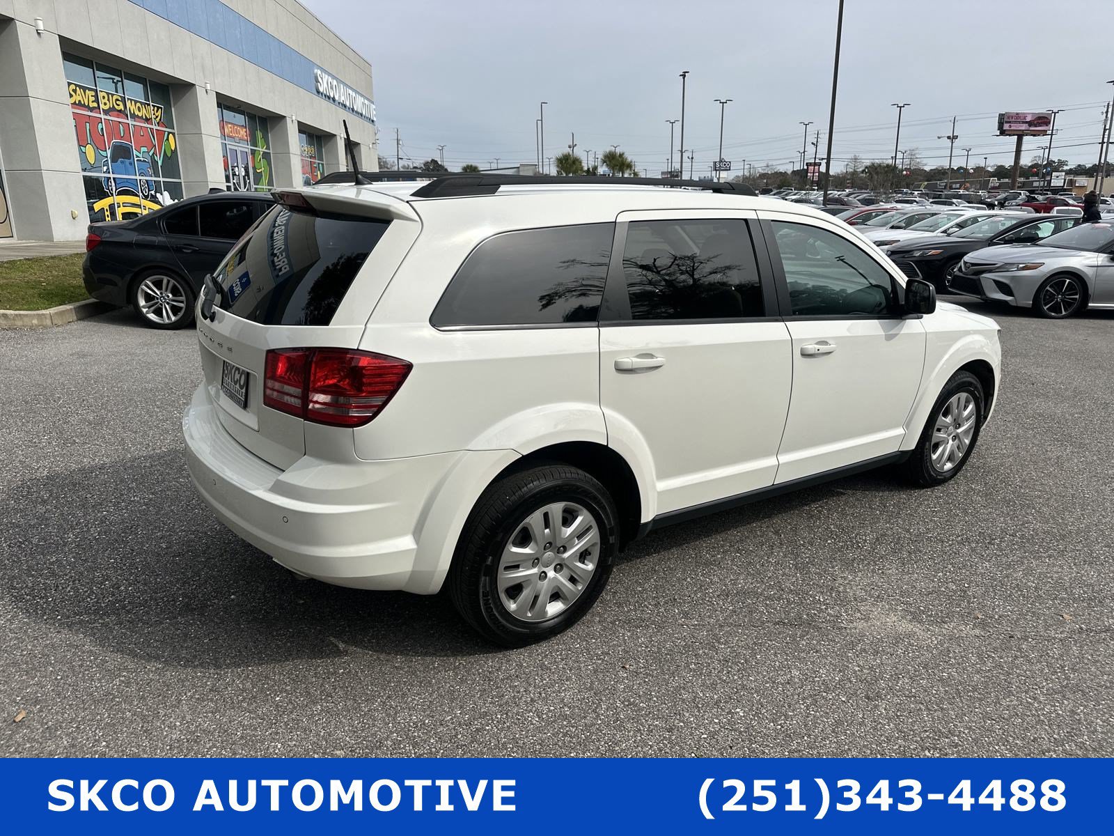 Used 2020 Dodge Journey SE FWD image 5