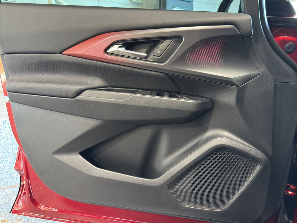 New 2026 Chevrolet Equinox EV RS image 23