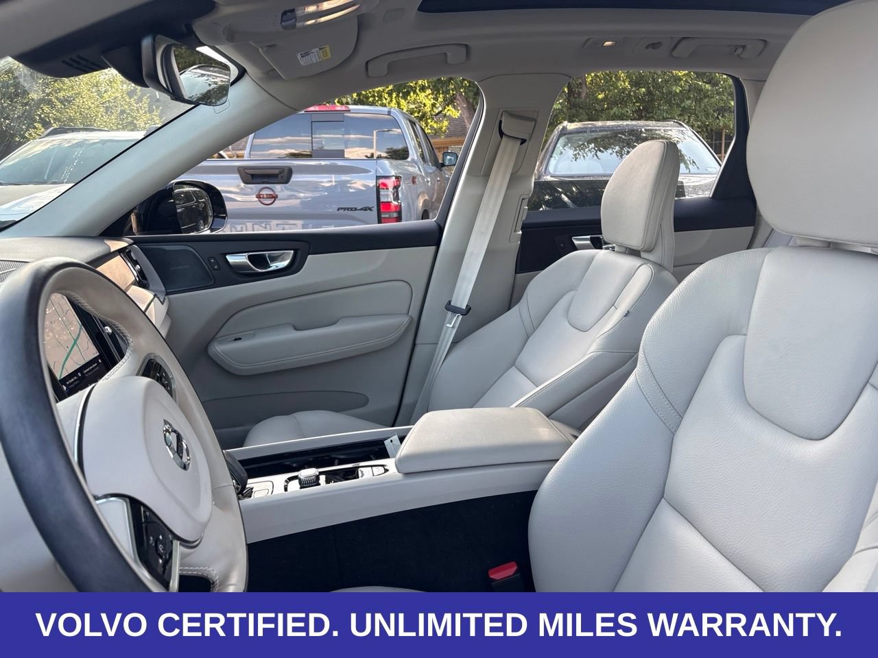 Certified 2024 Volvo XC60 B5 Plus w/ Protection Package Premier AWD/4WD image 17