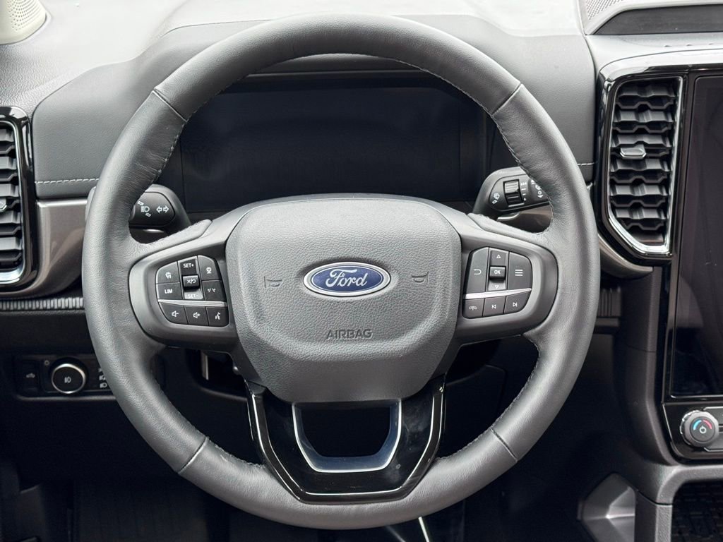 Used 2024 Ford Ranger Lariat AWD/4WD image 7