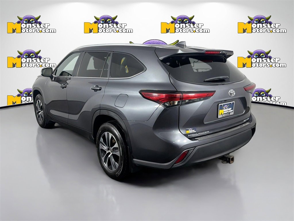 Used 2023 Toyota Highlander L image 7