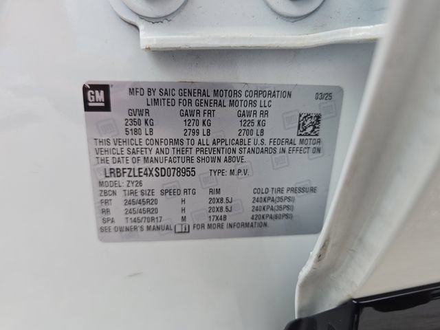 Certified 2025 Buick Envision Sport Touring AWD/4WD image 32
