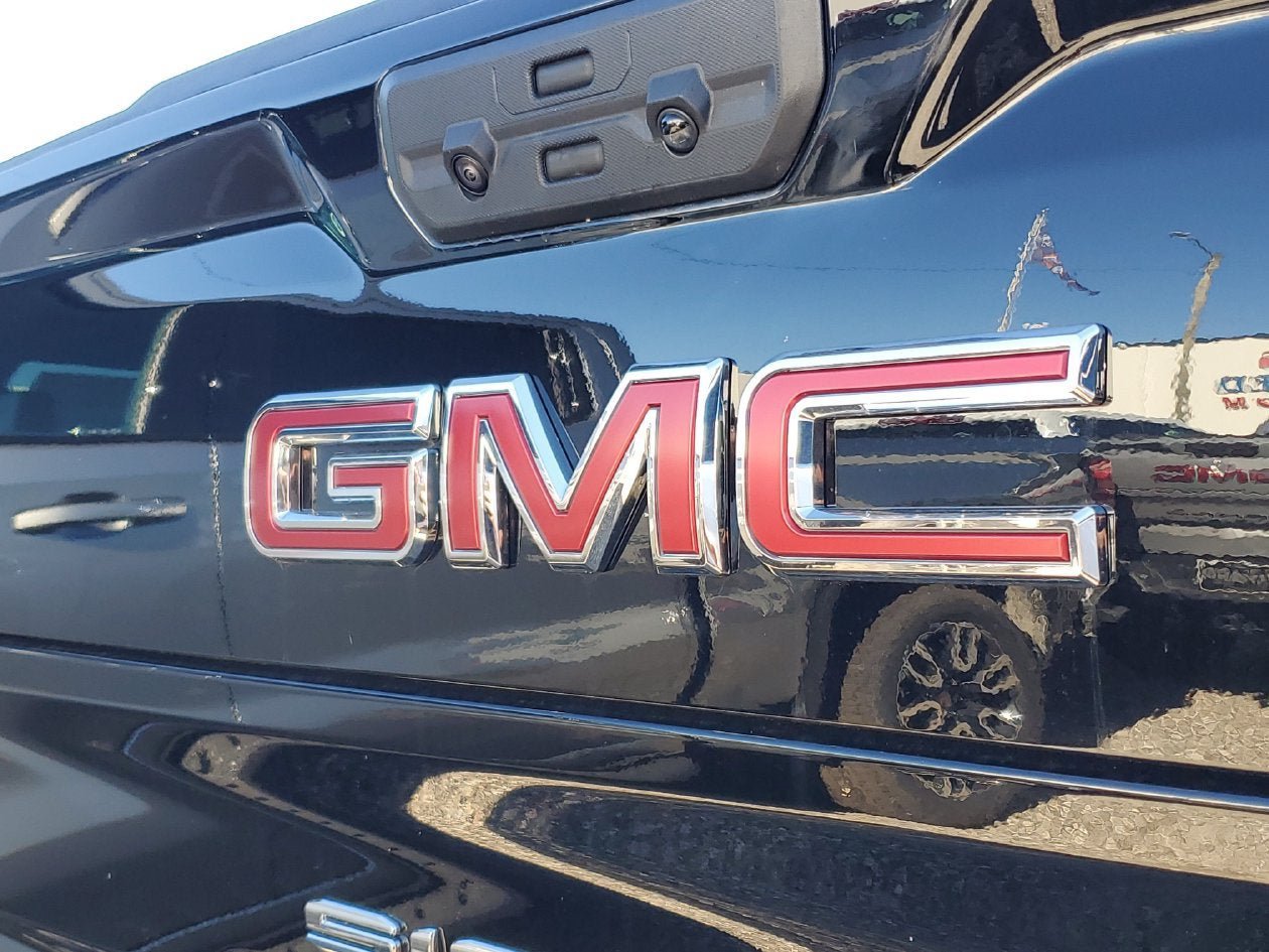 New 2026 GMC Sierra 1500 AT4 w/ AT4 Premium Package AWD/4WD image 7