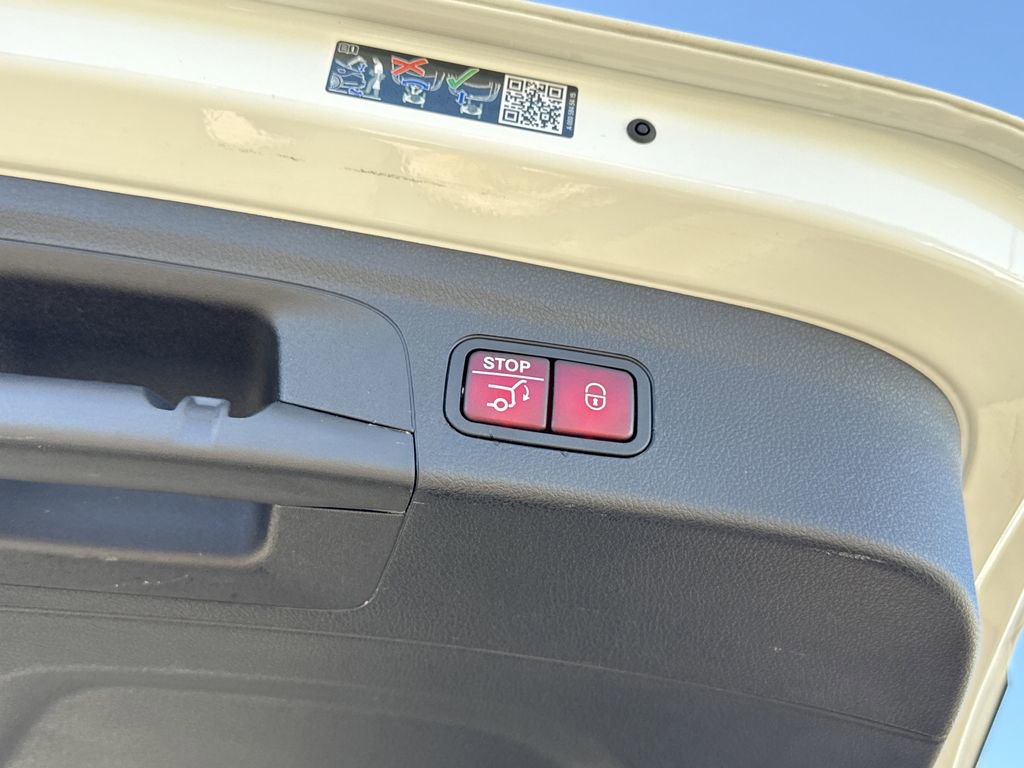 Used 2024 Mercedes-Benz GLE 350 4MATIC image 13