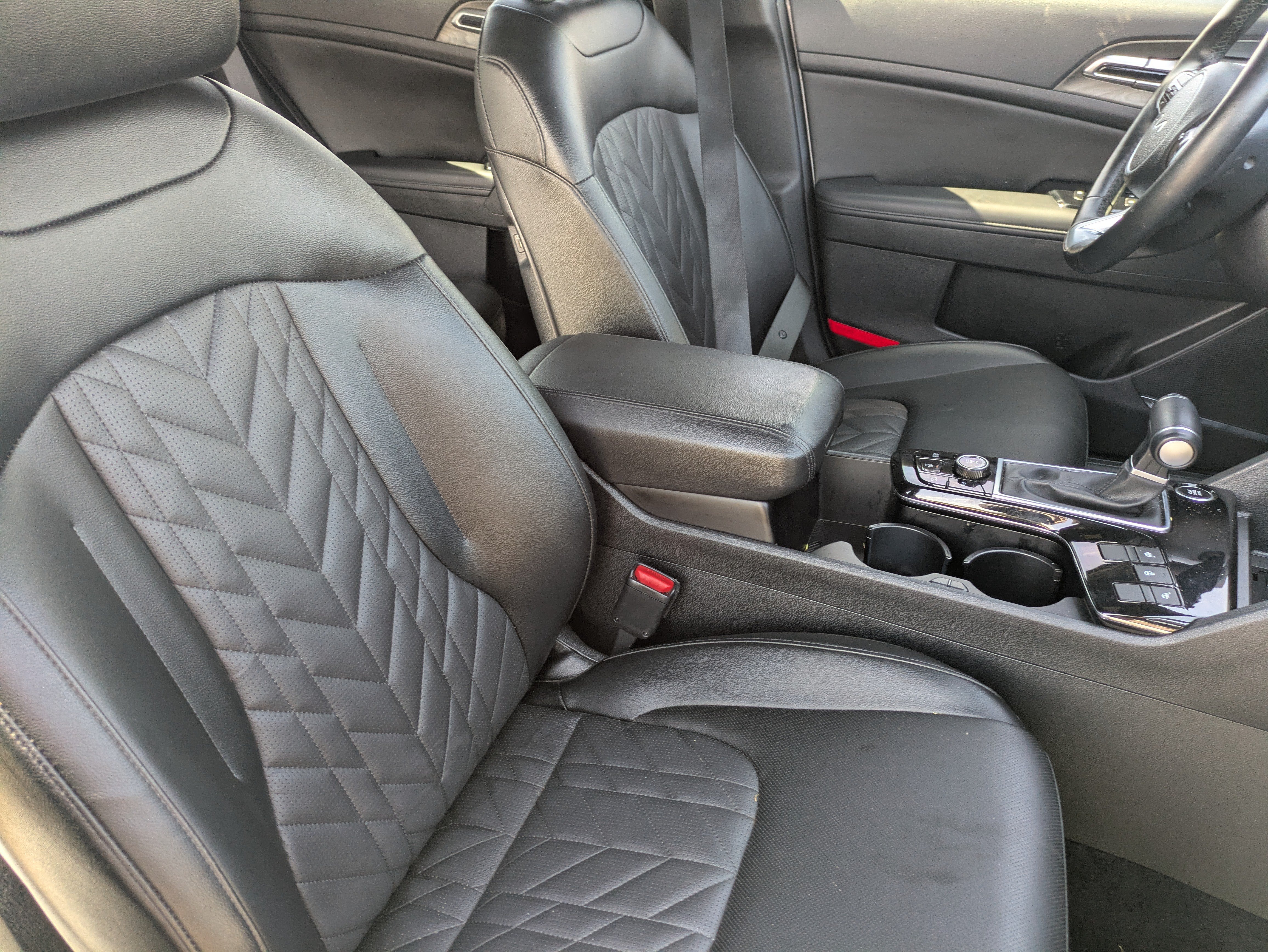 Certified 2025 Kia Sportage X-Pro AWD/4WD image 11