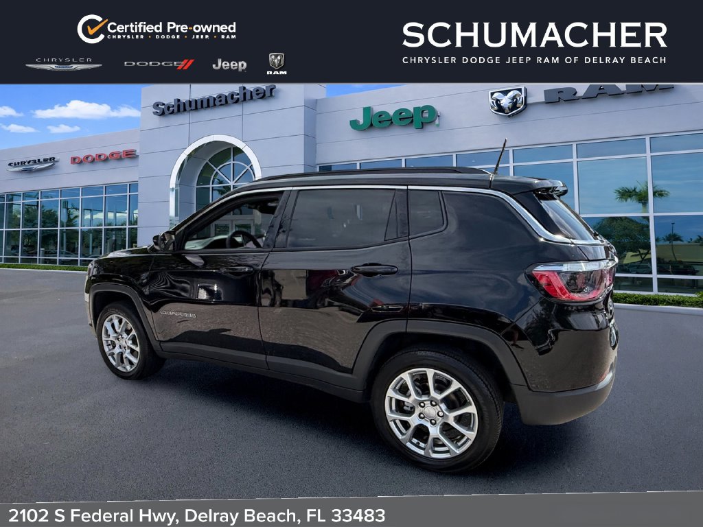 Certified 2024 Jeep Compass Latitude AWD/4WD image 5
