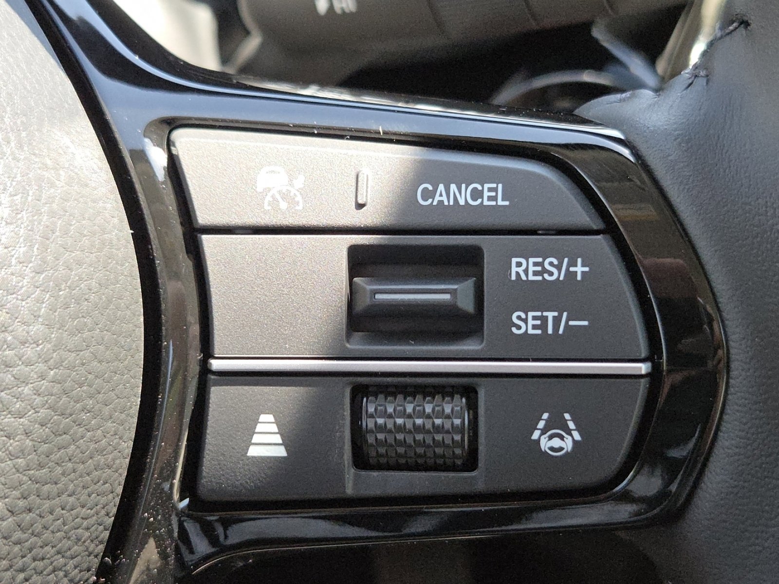 New 2026 Honda CR-V EX-L image 9