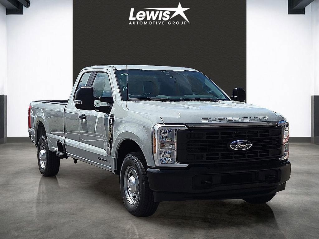 New 2025 Ford F250 XL image 2