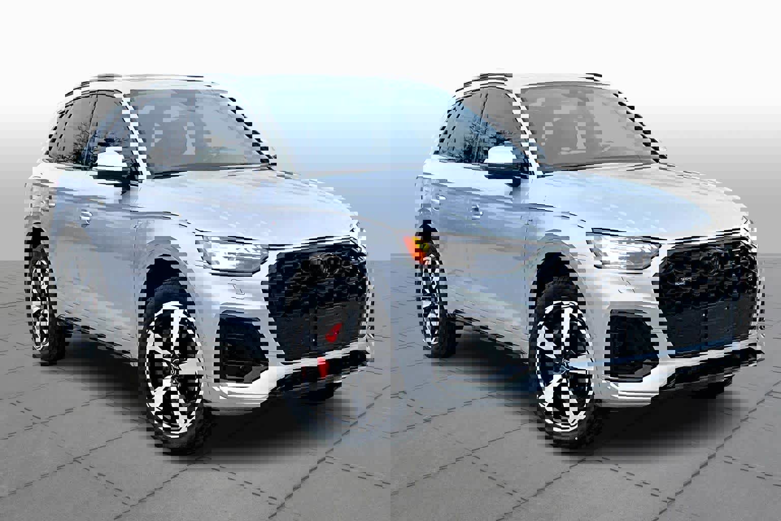 Certified 2024 Audi Q5 2.0T Prestige w/ Prestige Package image 3