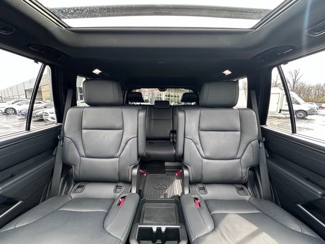 Used 2024 Toyota Sequoia Platinum image 32