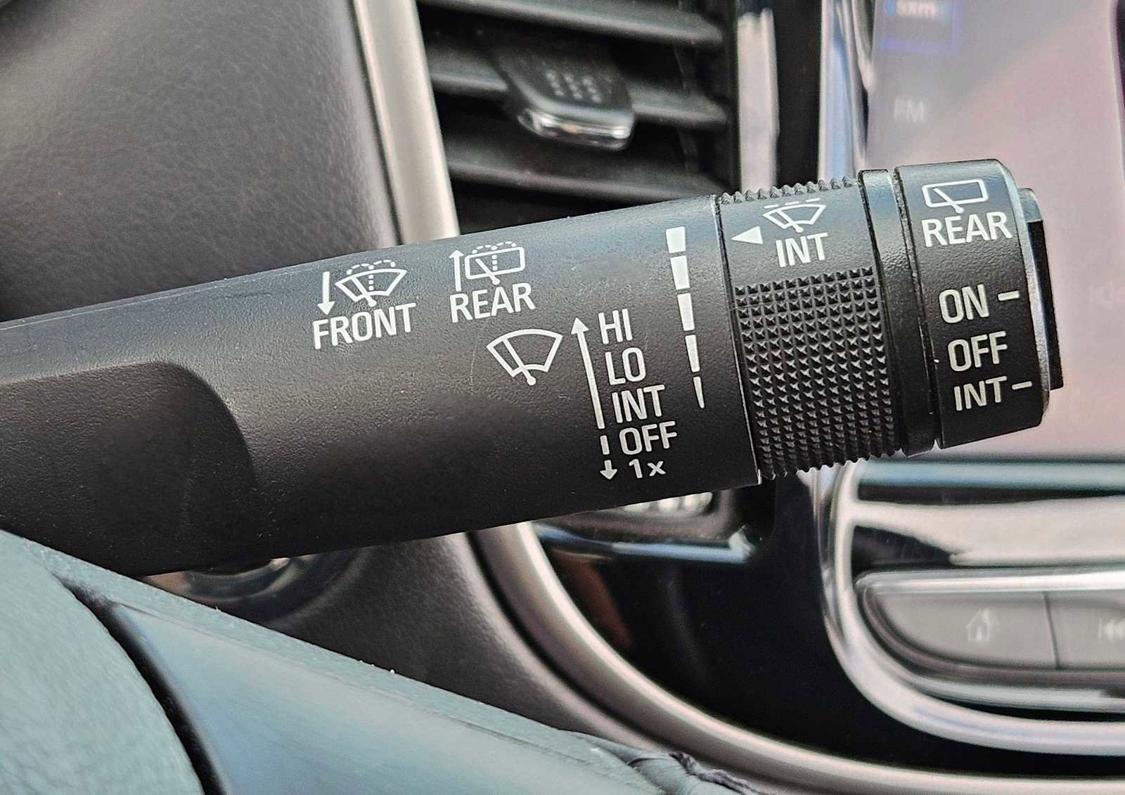 Used 2021 Chevrolet Trax LT w/ Driver Confidence Package image 19