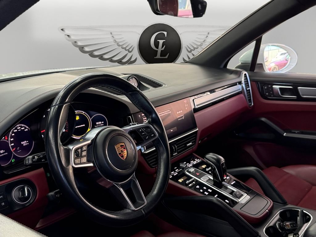 Used 2022 Porsche Cayenne Platinum Edition AWD/4WD image 22