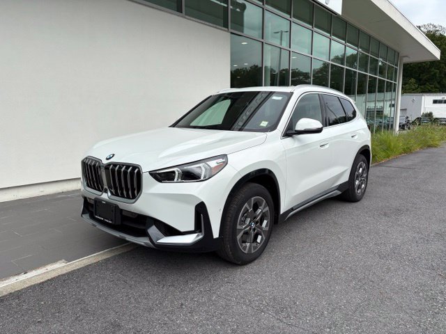 New 2027 BMW X1 xDrive28i AWD/4WD image 3