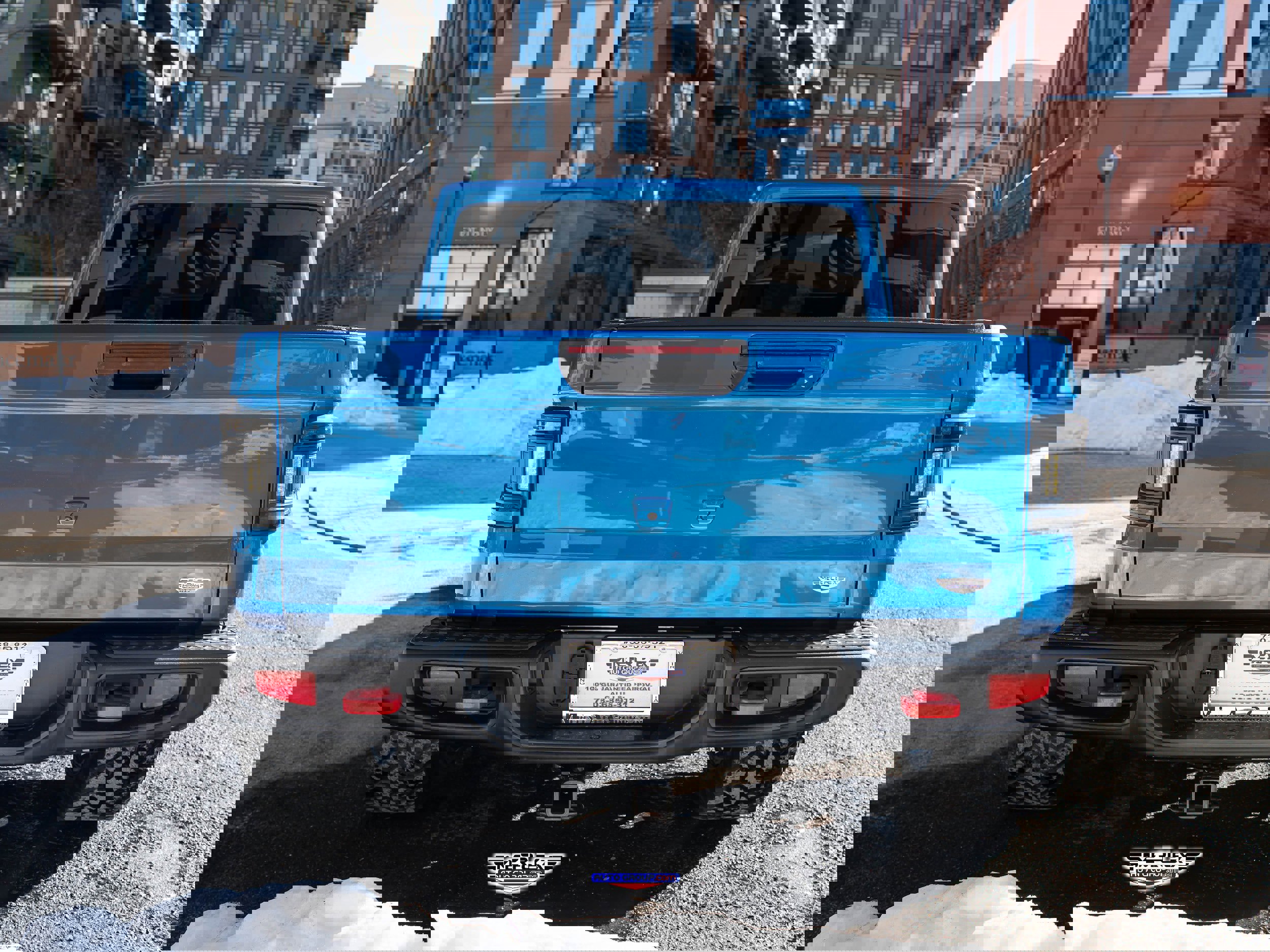 Used 2023 Jeep Gladiator Rubicon w/ Cold Weather Group image 6