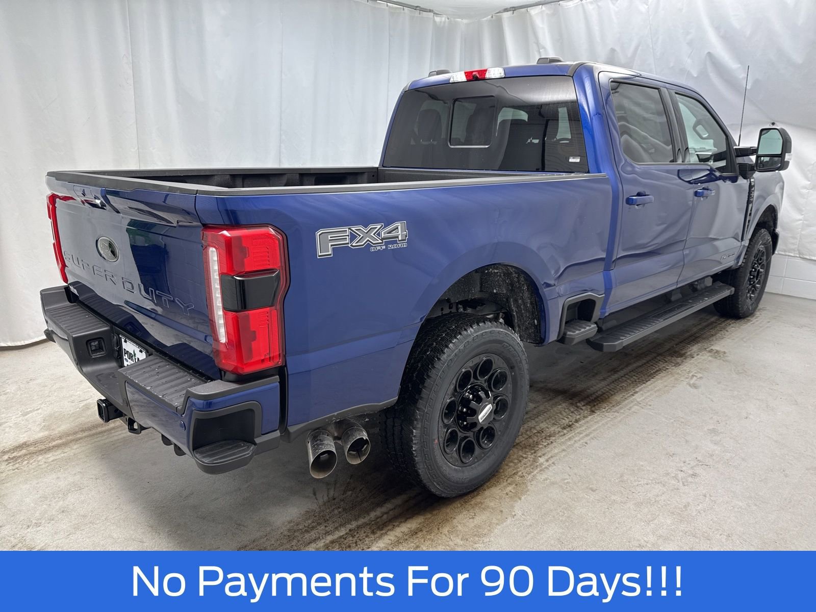 New 2026 Ford F250 Lariat w/ Black Appearance Package image 4