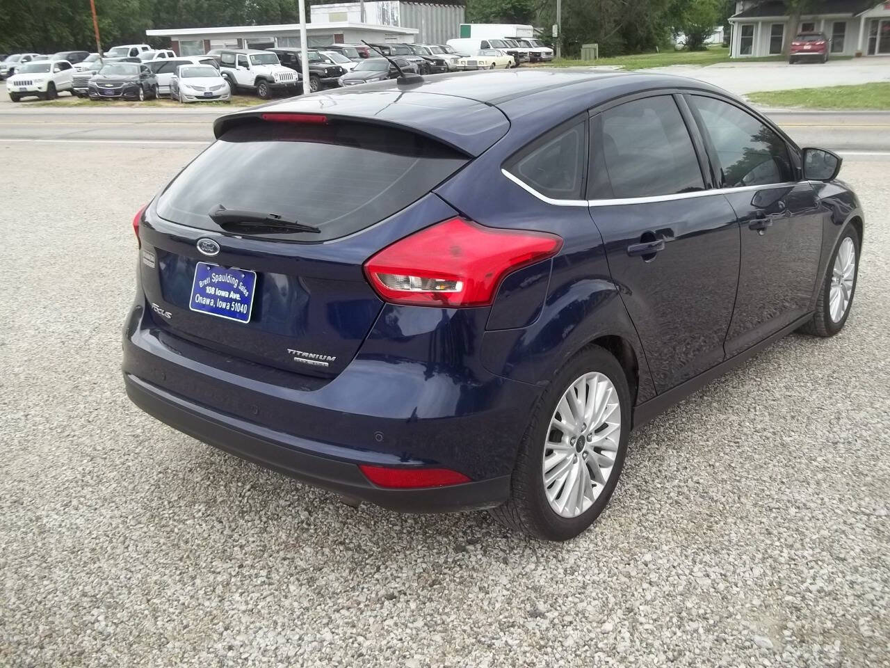 Used 2016 Ford Focus Titanium w/ Titanium Cold Weather Package FWD image 3
