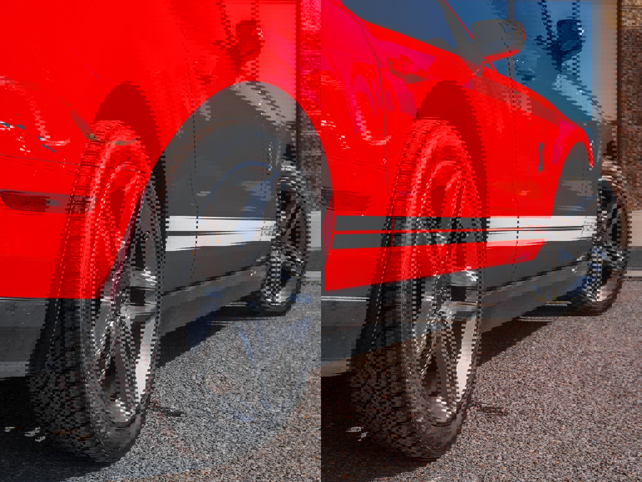 Used 2011 Ford Mustang Shelby GT500 w/ Electronics Pkg image 11