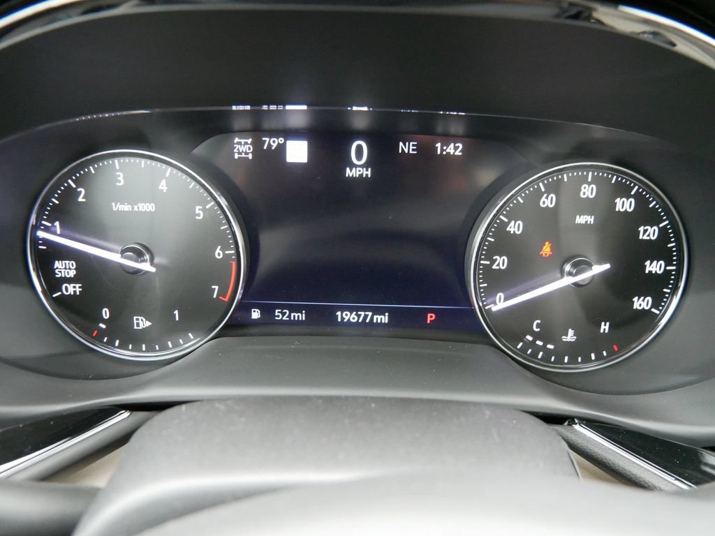 Used 2023 Buick Envision Avenir AWD/4WD image 21