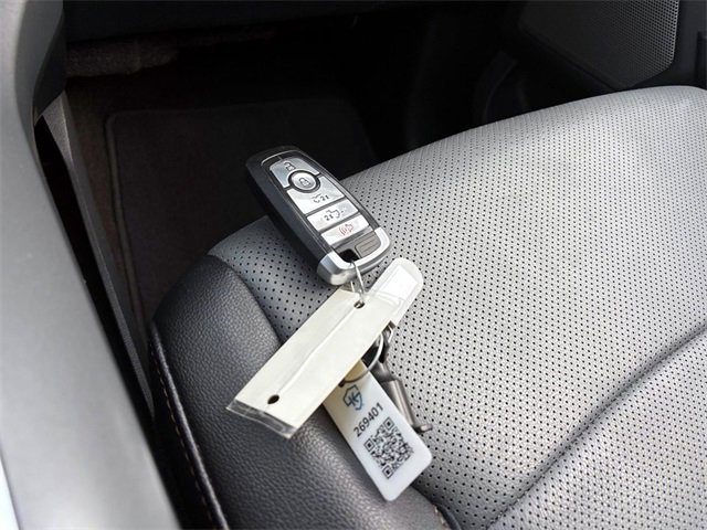 Used 2022 Ford F150 Lightning Lariat w/ Equipment Group 511A High image 27