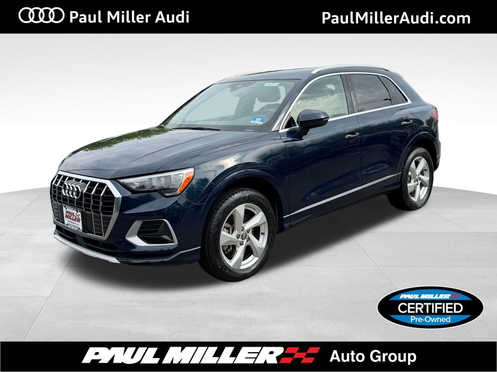 Used 2020 Audi Q3 2.0T Premium w/ Convenience Package AWD/4WD image 1