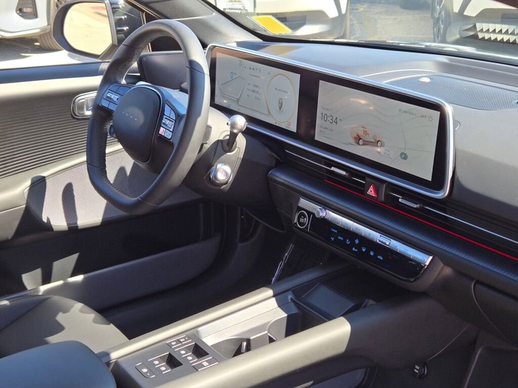 Used 2024 Hyundai Ioniq 6 SEL AWD/4WD image 7