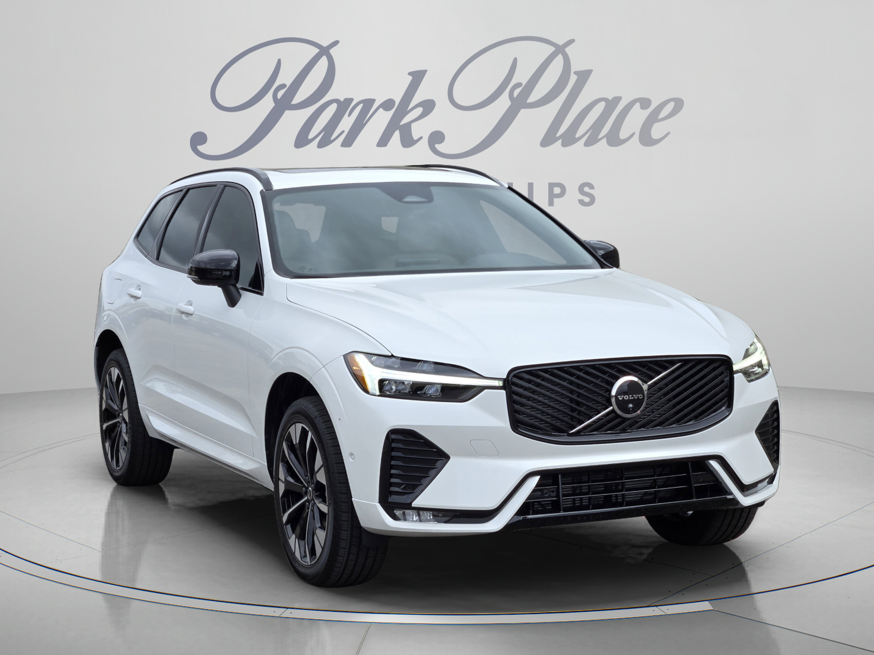 Used 2026 Volvo XC60 B5 Plus w/ Protection Package Premier AWD/4WD image 8