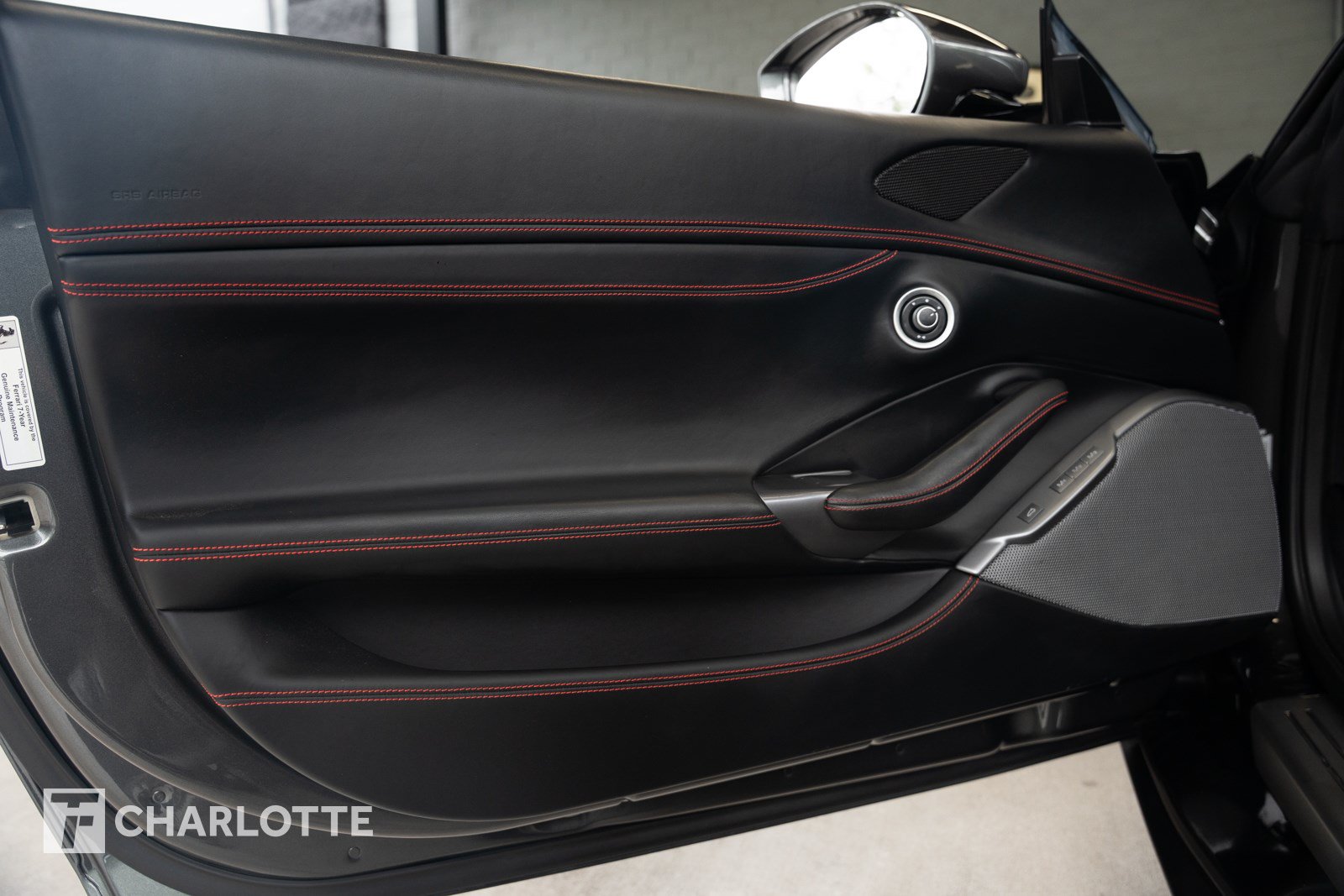 Used 2020 Ferrari Portofino RWD image 19