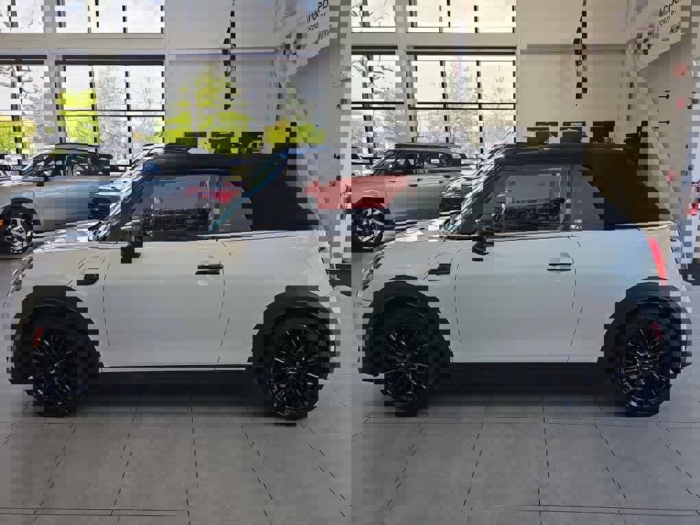 Certified 2024 MINI Cooper S FWD image 10