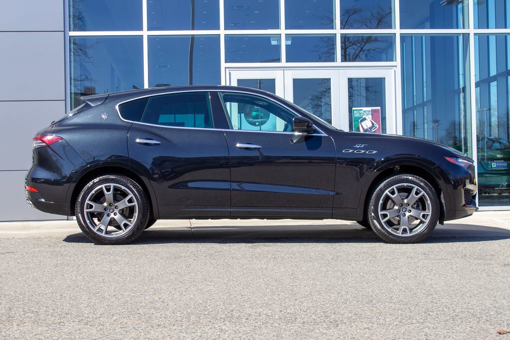 Used 2023 Maserati Levante GT image 4