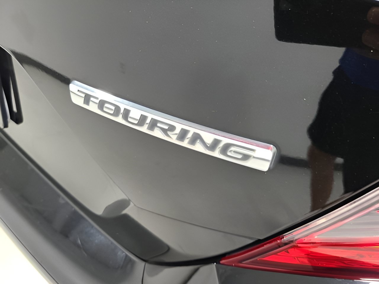 Used 2016 Honda Civic Touring image 8