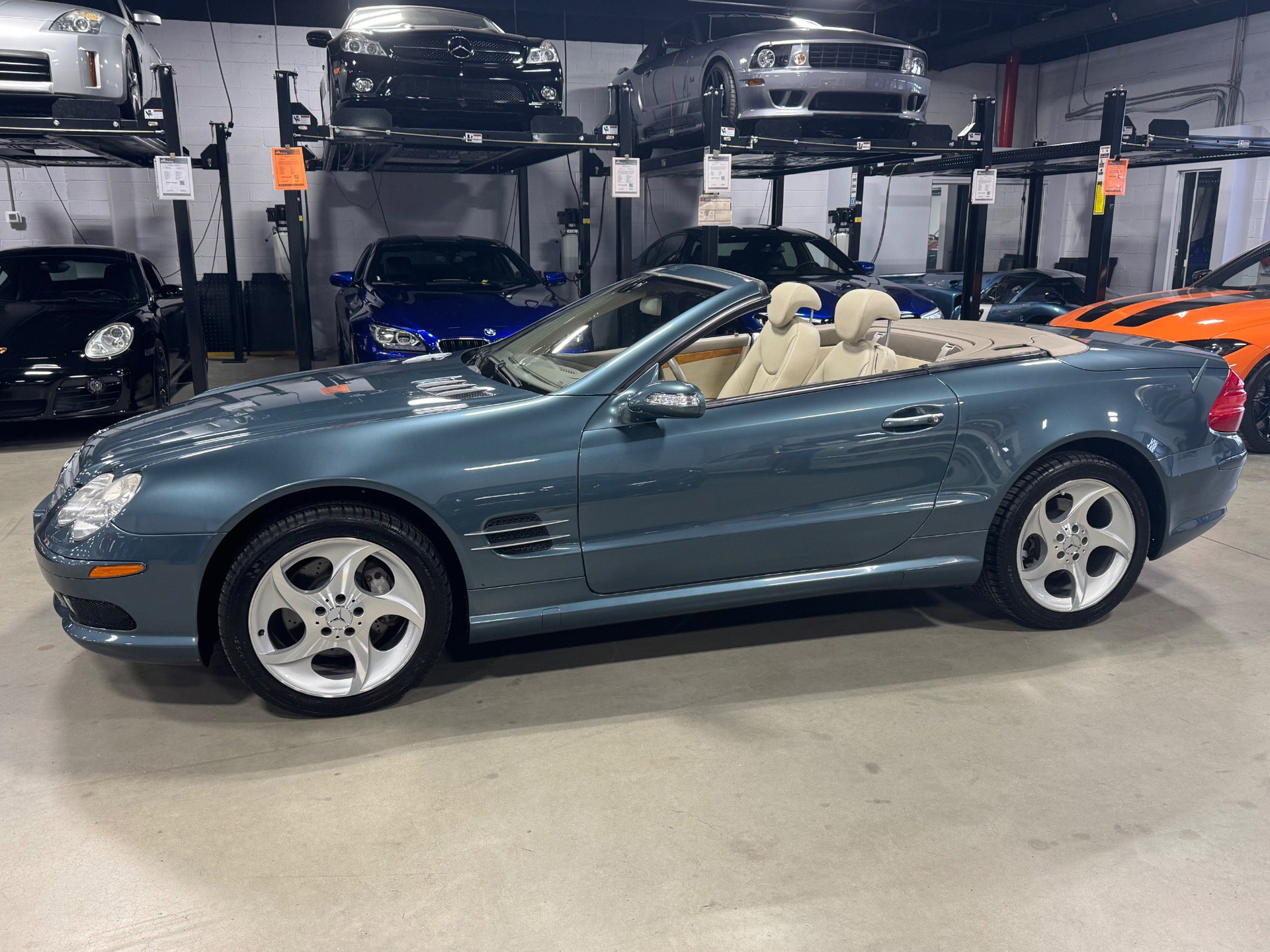 Used 2004 Mercedes-Benz SL 500 image 3