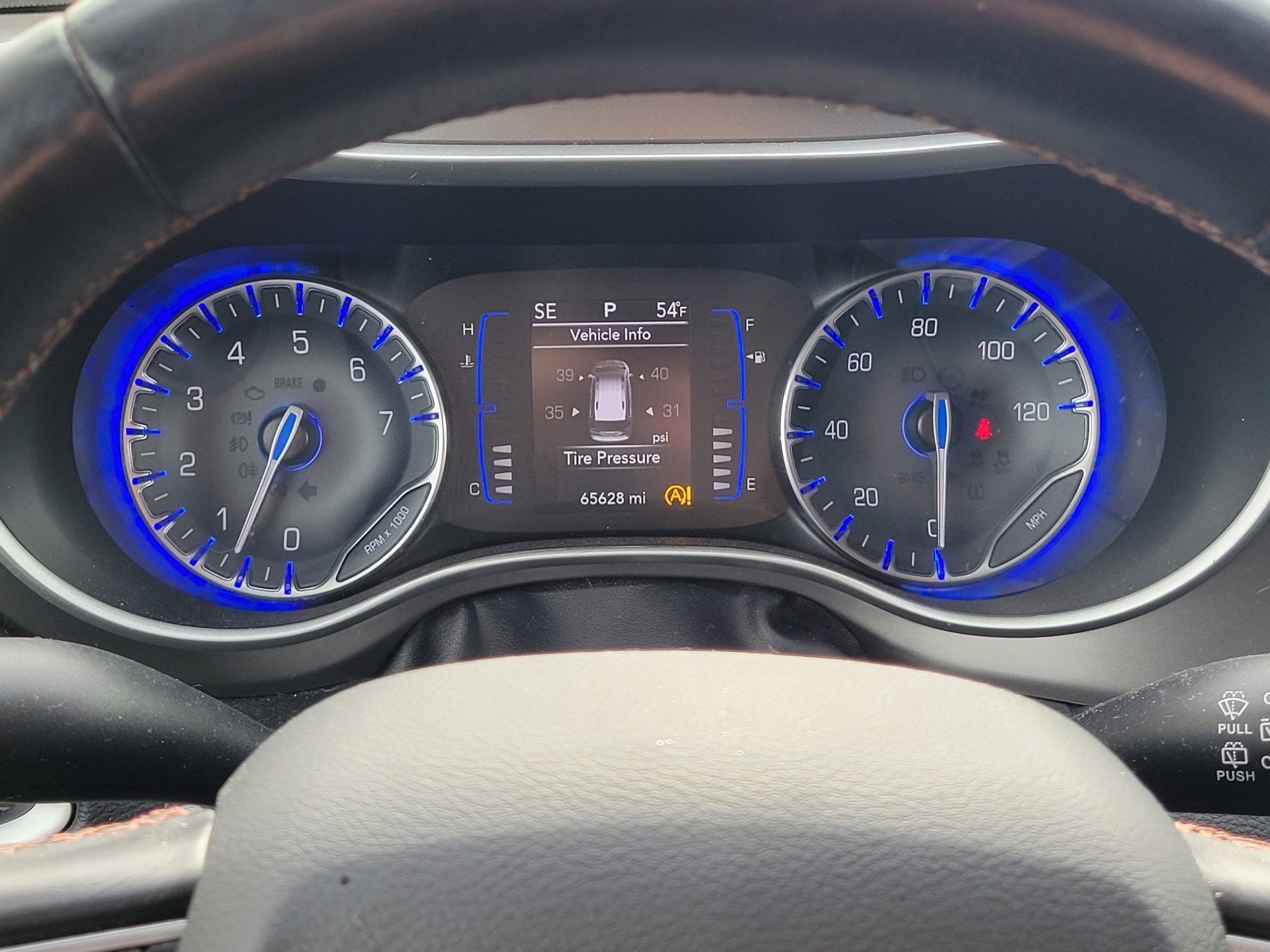 Used 2020 Chrysler Pacifica Touring-L FWD image 25