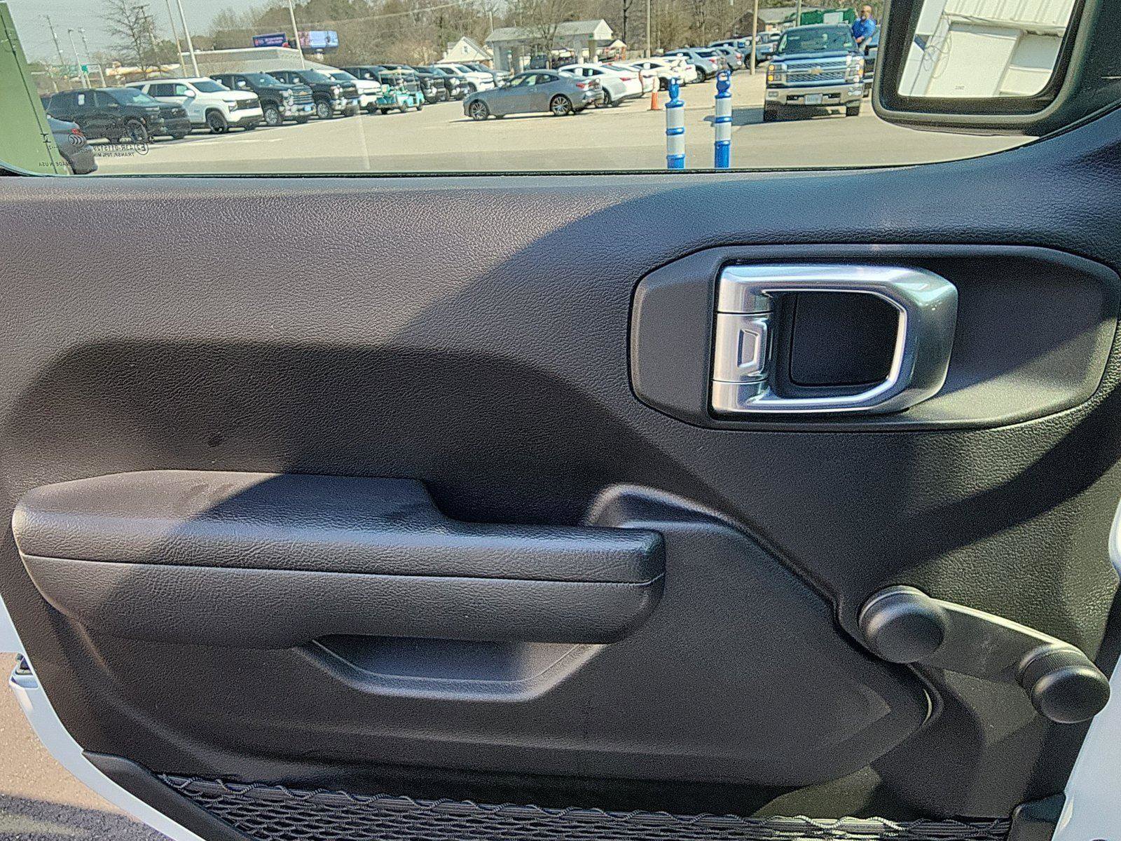 Used 2023 Jeep Gladiator Sport w/ Trailer Tow Package image 17