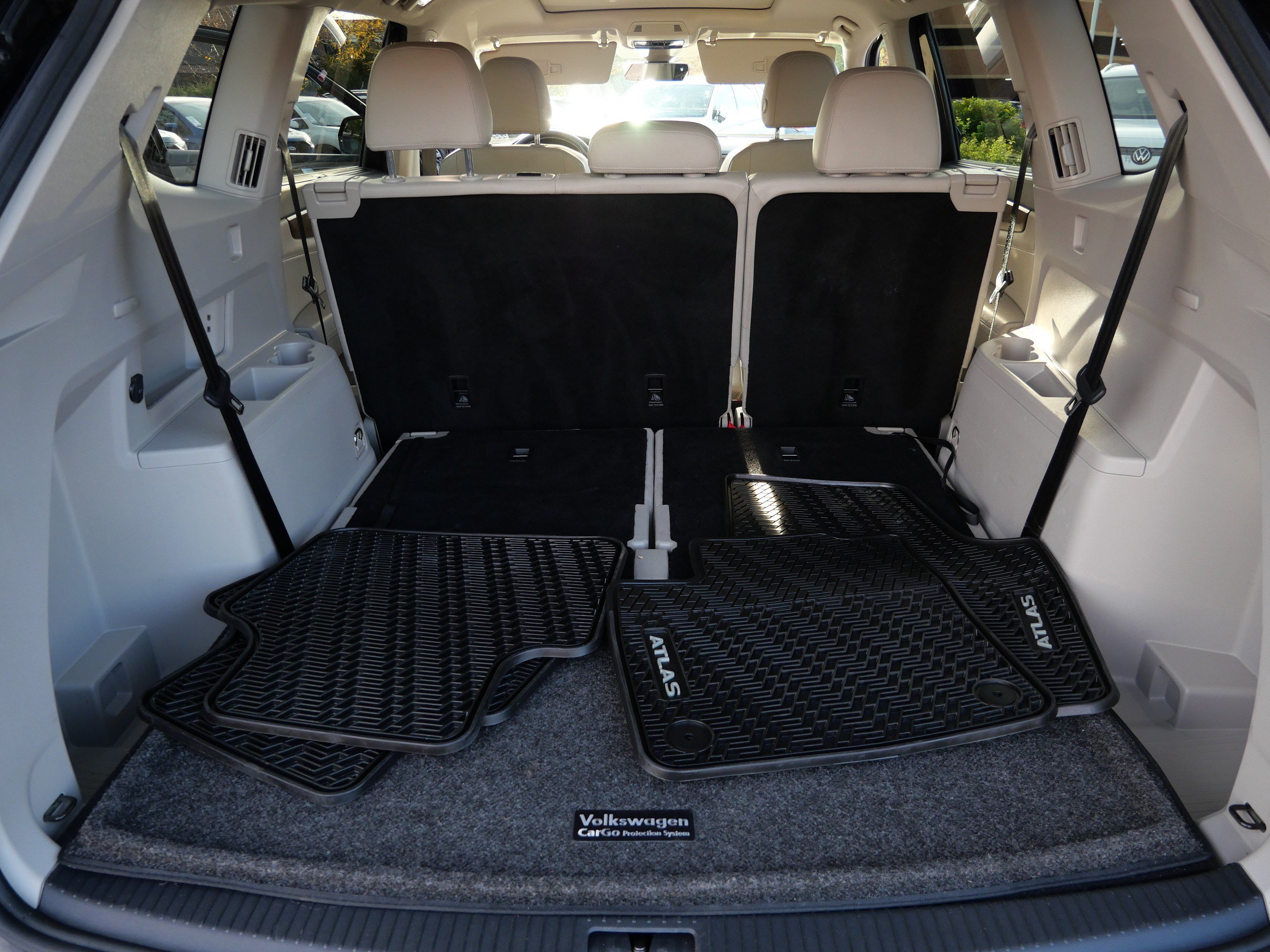 Certified 2024 Volkswagen Atlas SE w/ Panoramic Sunroof Package AWD/4WD image 18