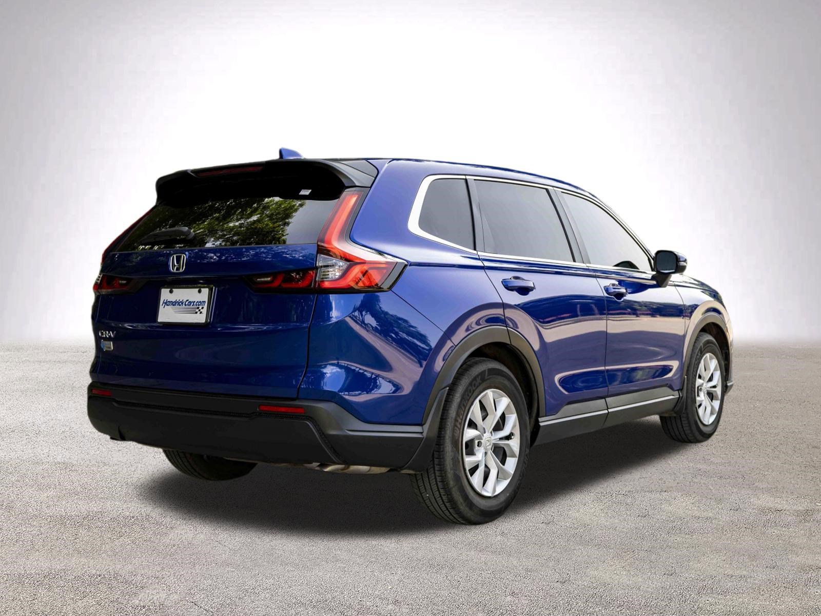 Used 2025 Honda CR-V LX image 9