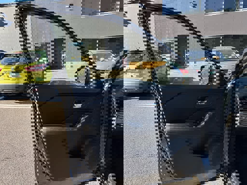 New 2026 Nissan Rogue SV image 9