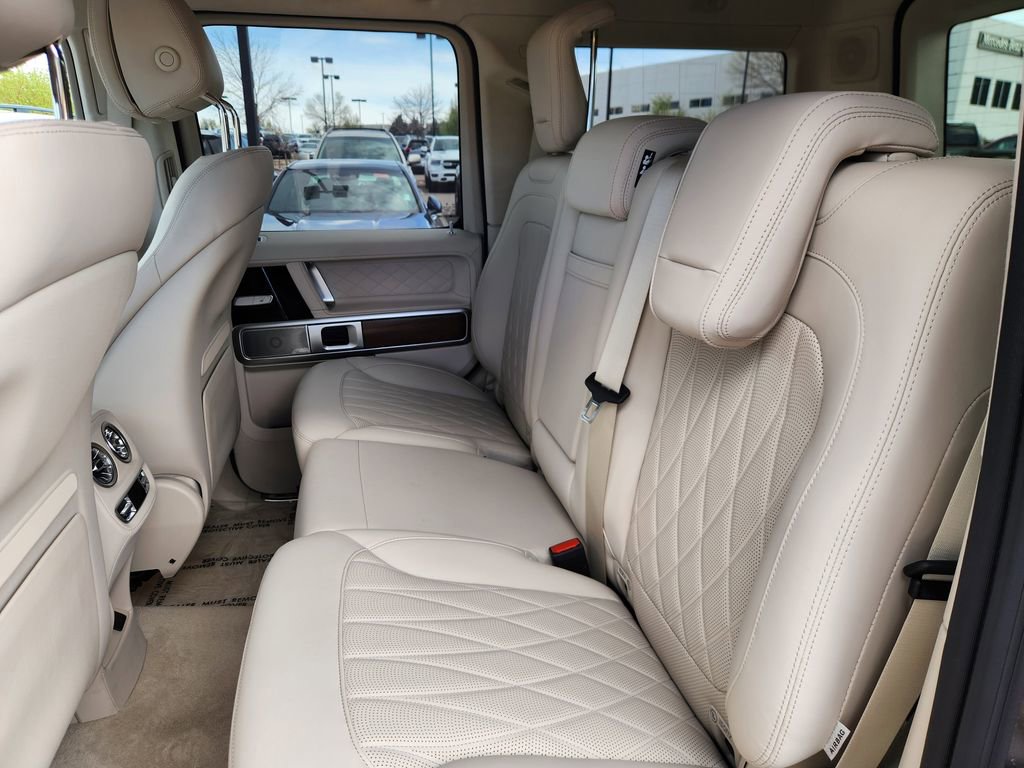 Used 2025 Mercedes-Benz G 550 image 16