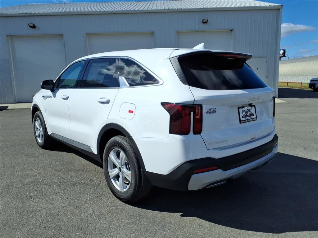 New 2026 Kia Sorento LX image 4
