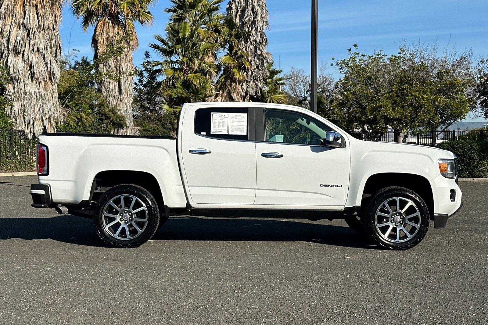 Used 2020 GMC Canyon Denali RWD video 2