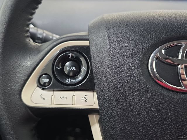 Used 2016 Toyota Prius Three Touring FWD image 16