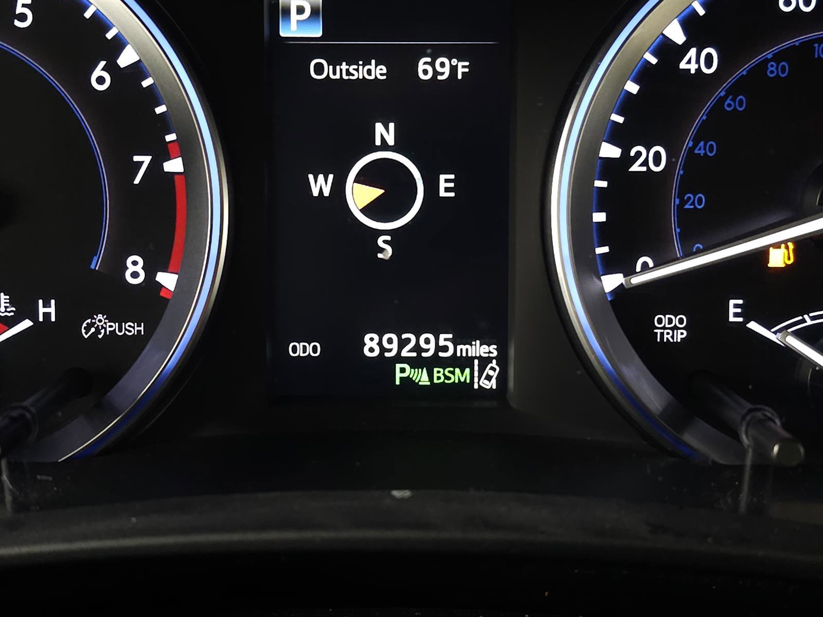 Used 2017 Toyota Highlander Limited AWD/4WD image 20