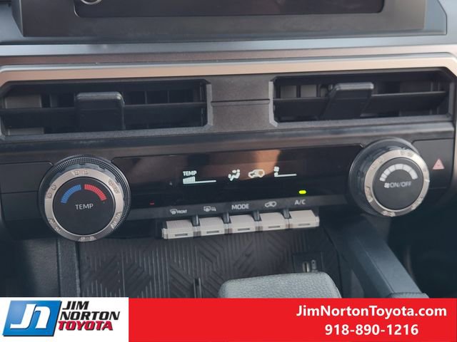 Used 2025 Toyota 4Runner SR5 AWD/4WD image 20