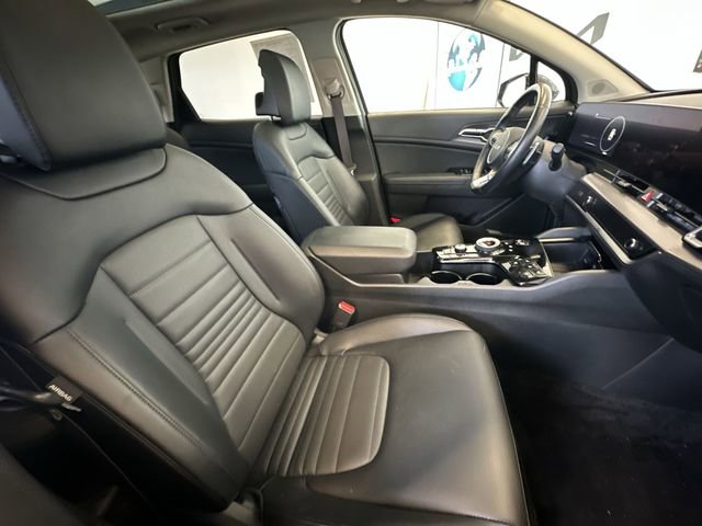 Used 2025 Kia Sportage SX Prestige image 28