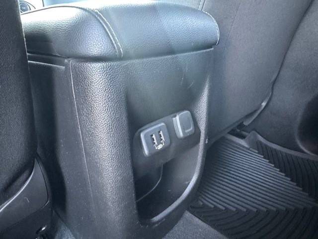 Used 2019 Chevrolet Colorado LT RWD image 30