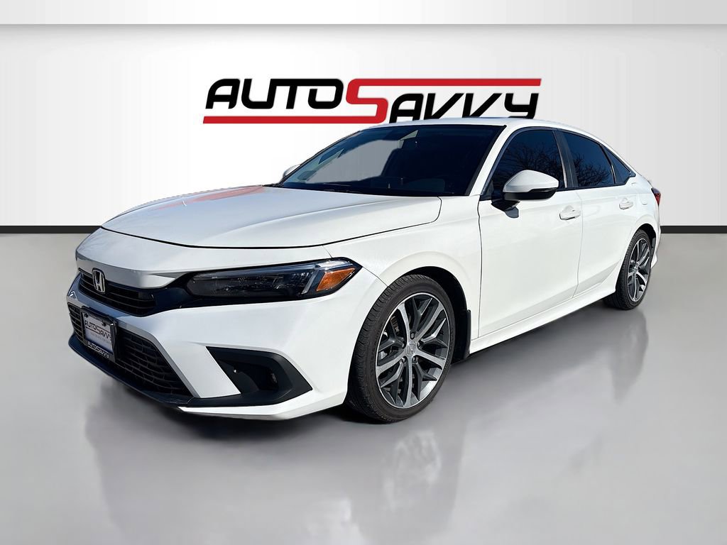 Used 2022 Honda Civic Touring image 3